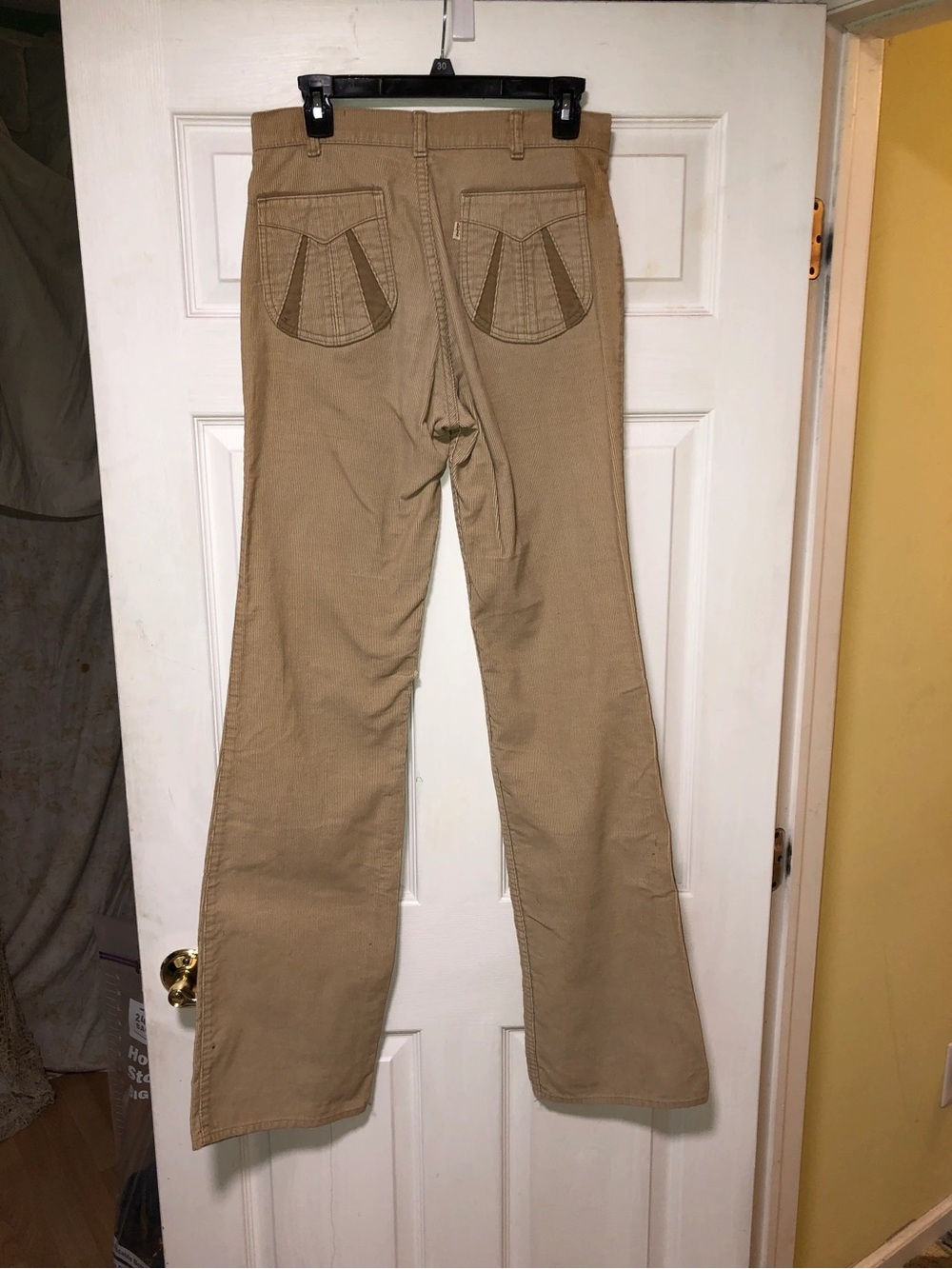 Vintage 1970’s Men’s Levi's Beige Corduroy Flared Pants